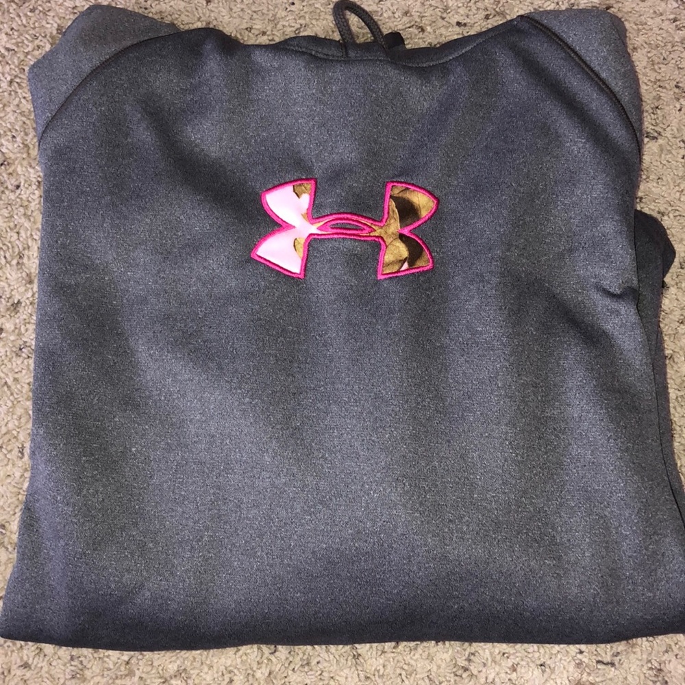 Under Armour Sweatshirt